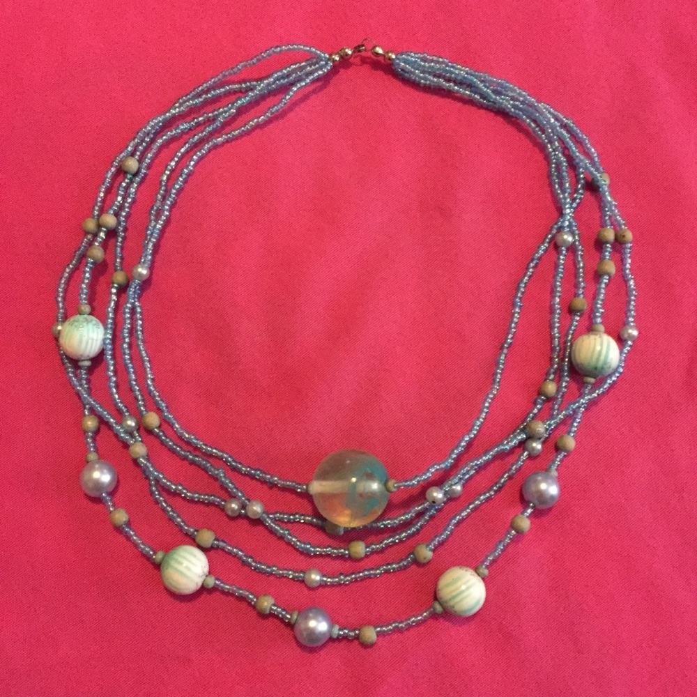 French boutique beaded necklace 💠📿